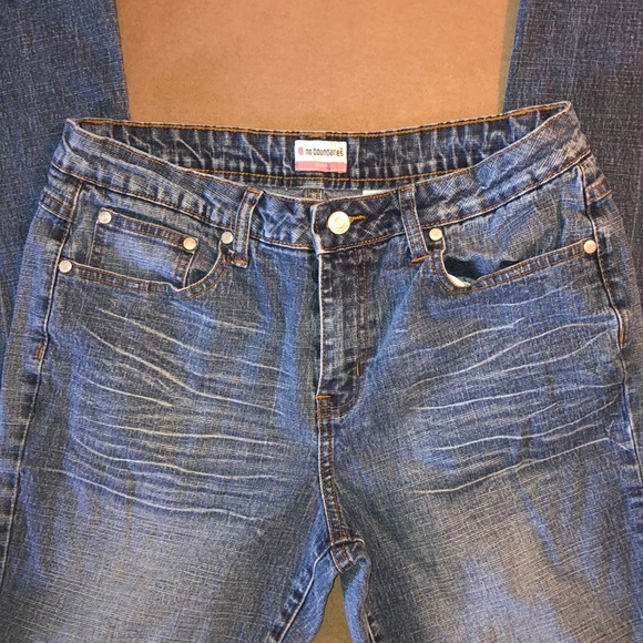 Jeans - Picture 2 of 5